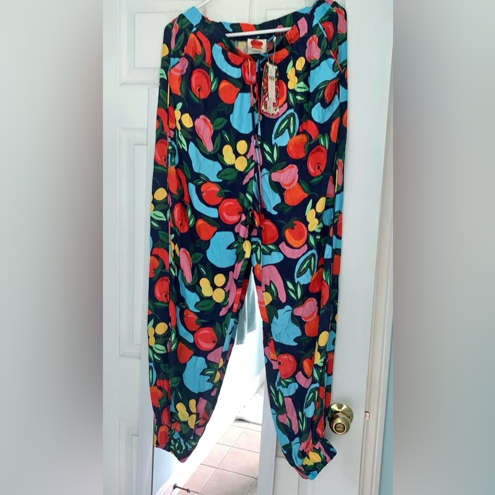 Farm Rio fruit print pants large - Picture 2 of 5